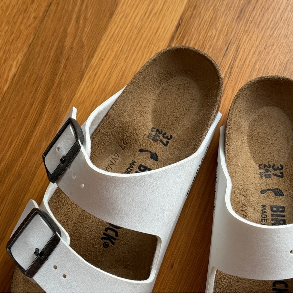 NEW Birkenstock Womens Arizona White Sandals - Picture 5 of 6